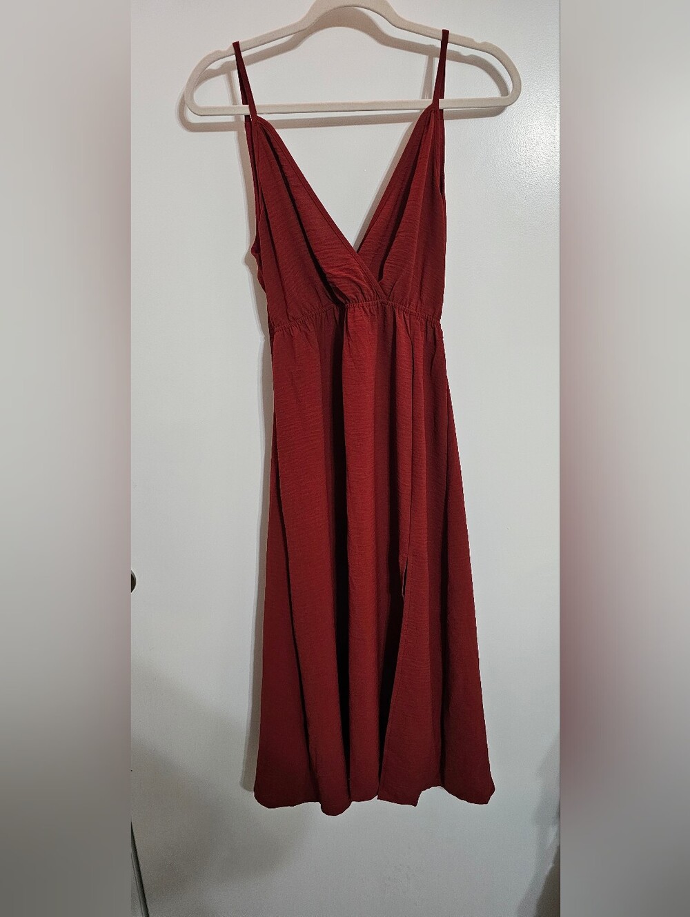 Spaghetti Strap V-Neck Mini Maxi Dress in Deep Red